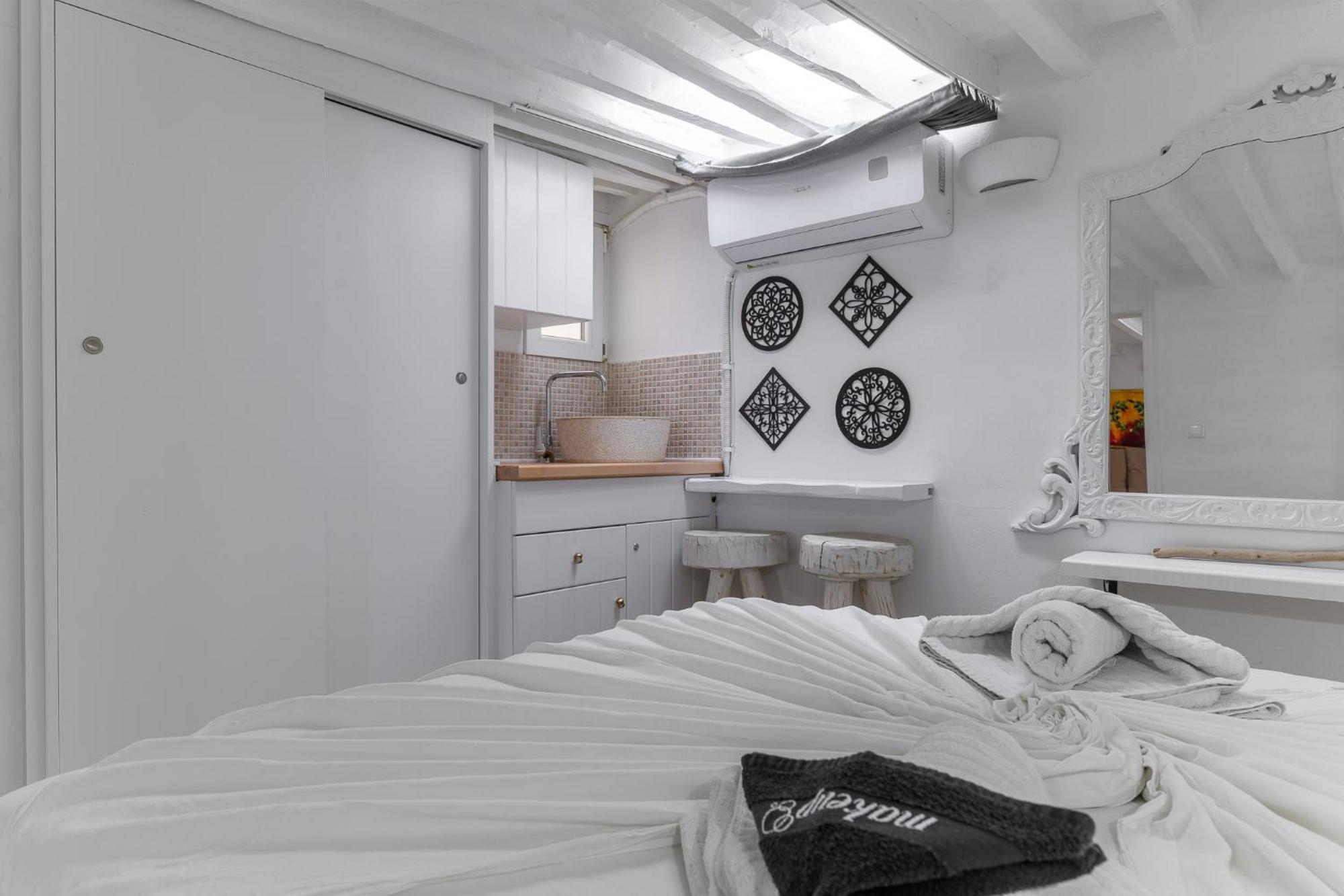 Elpis Mykonos Apartments - Mykonos Town Delos Port Экстерьер фото